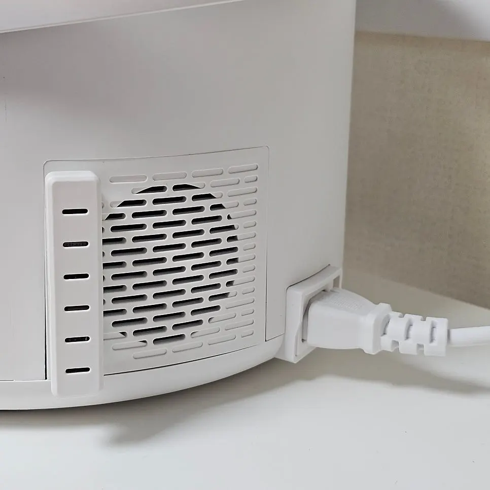 Humidifier carrying handle