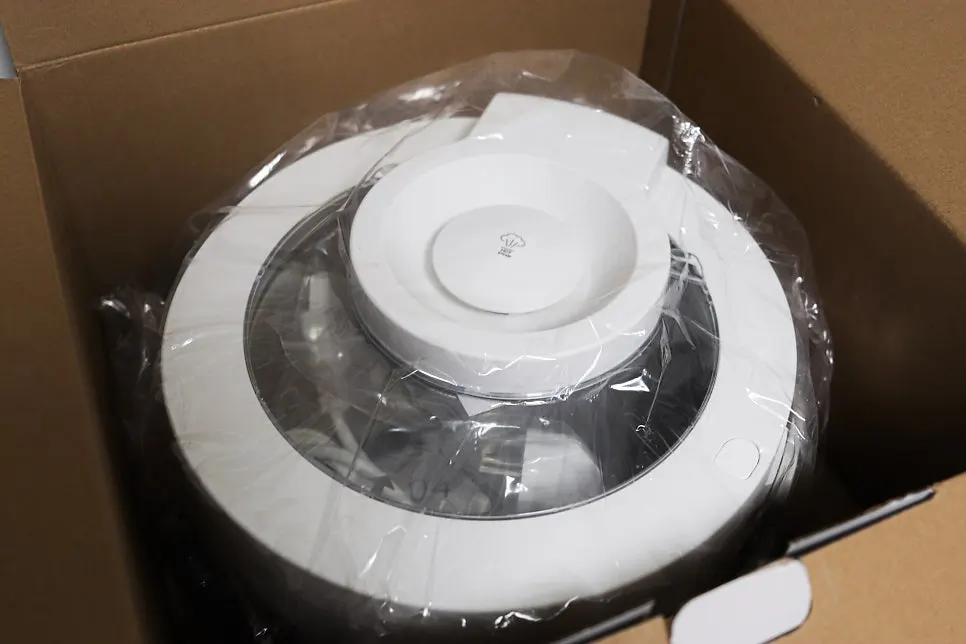 Detailed view of the Suteamt humidifier