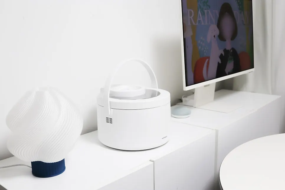 加湿器のワータータンク組み立て