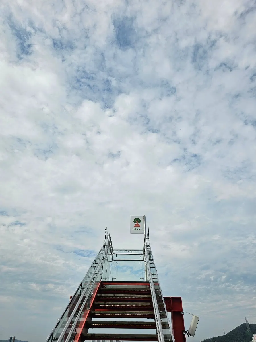 Photo taken at the top of the Stairway to Heaven