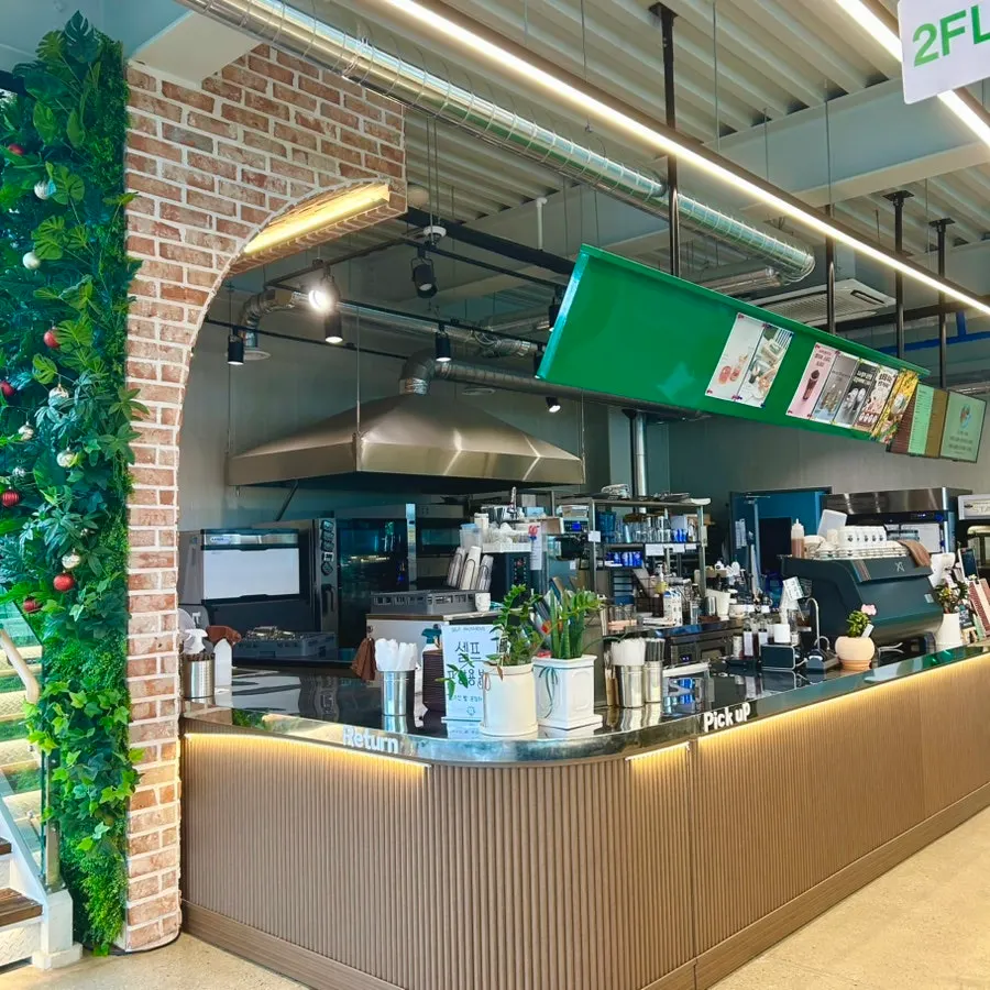 Interior and seating on the 1st floor of Steel Green Bakery