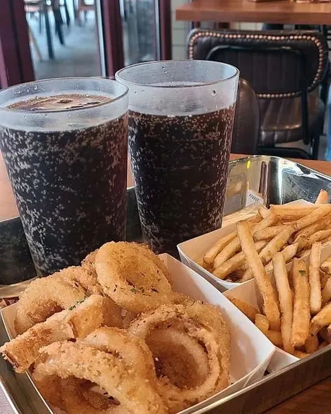 바스버거 삼성역점 매장 사진 8/10