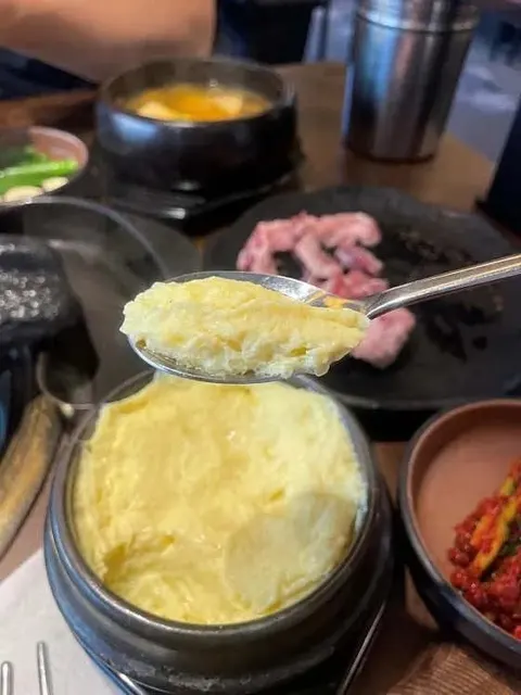 육쌈마을 논현역본점 매장 사진 8/10