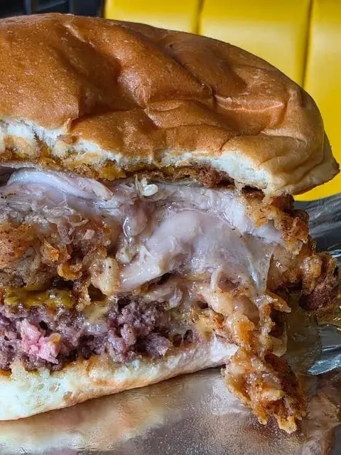 Dumb Burger 本店 店舗写真 7/10