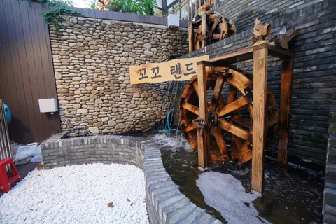 꼬꼬랜드 매장 사진 10/16
