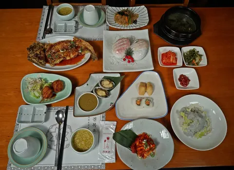 Jeonbokchon, photo 5 of 9