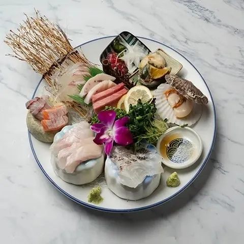 최지훈 스시 매장 사진 9/16