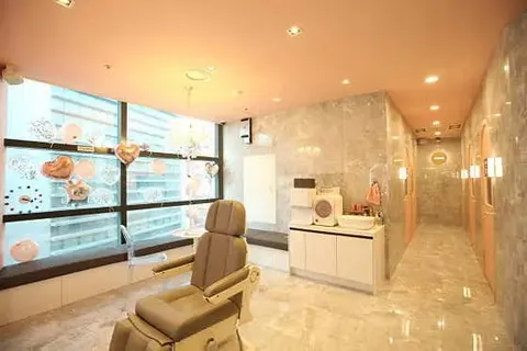 Nuwaxing & Brow 店舗写真 4/10
