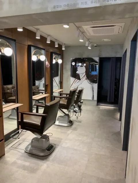 Juno Hair 千戸ロデオ店 店舗写真 2/16