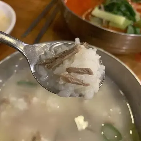 이화수전통육개장 아산남동점 매장 사진 6/16