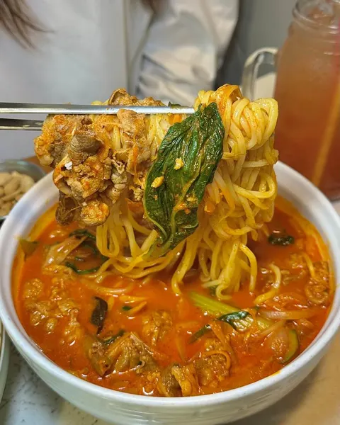 짬마담 매장 사진 3/5