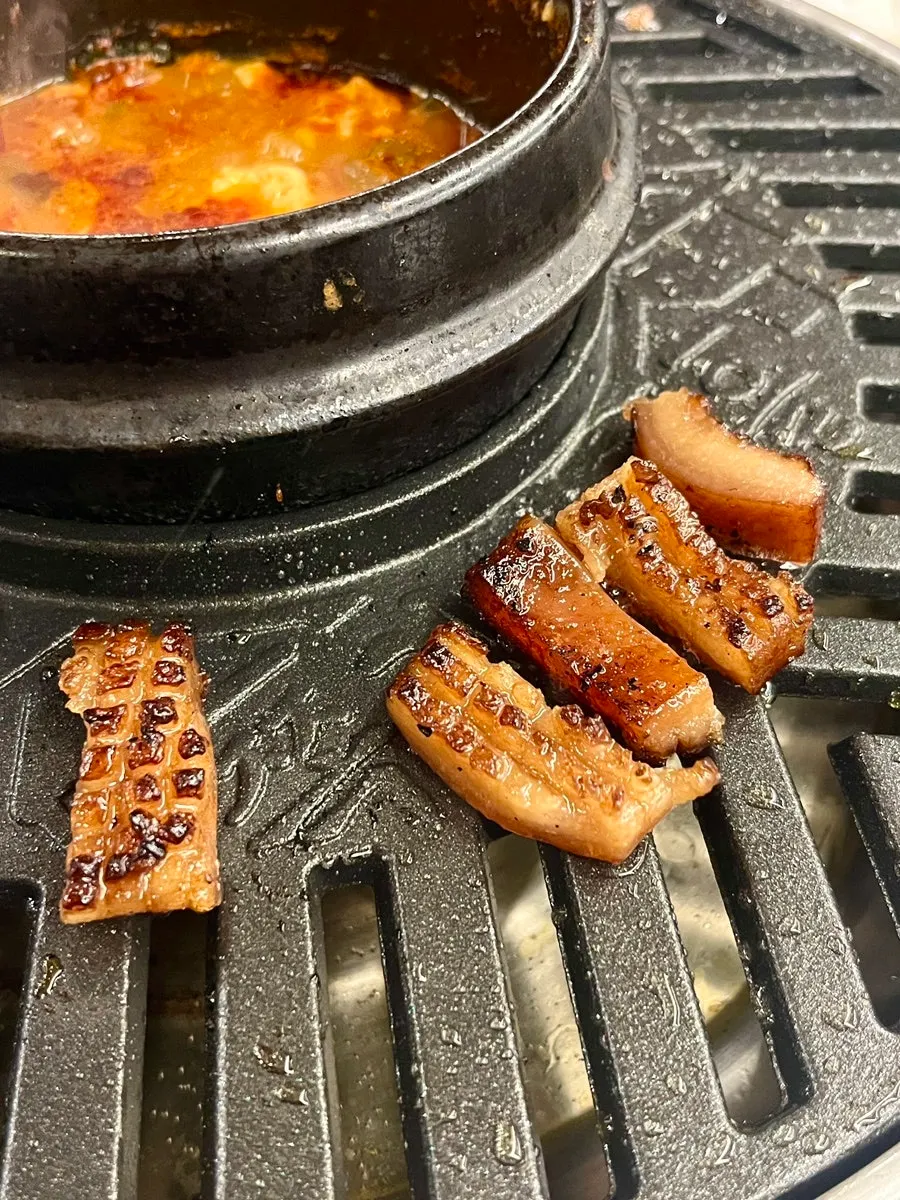 Pork skin served with injeolmi rice cake powder