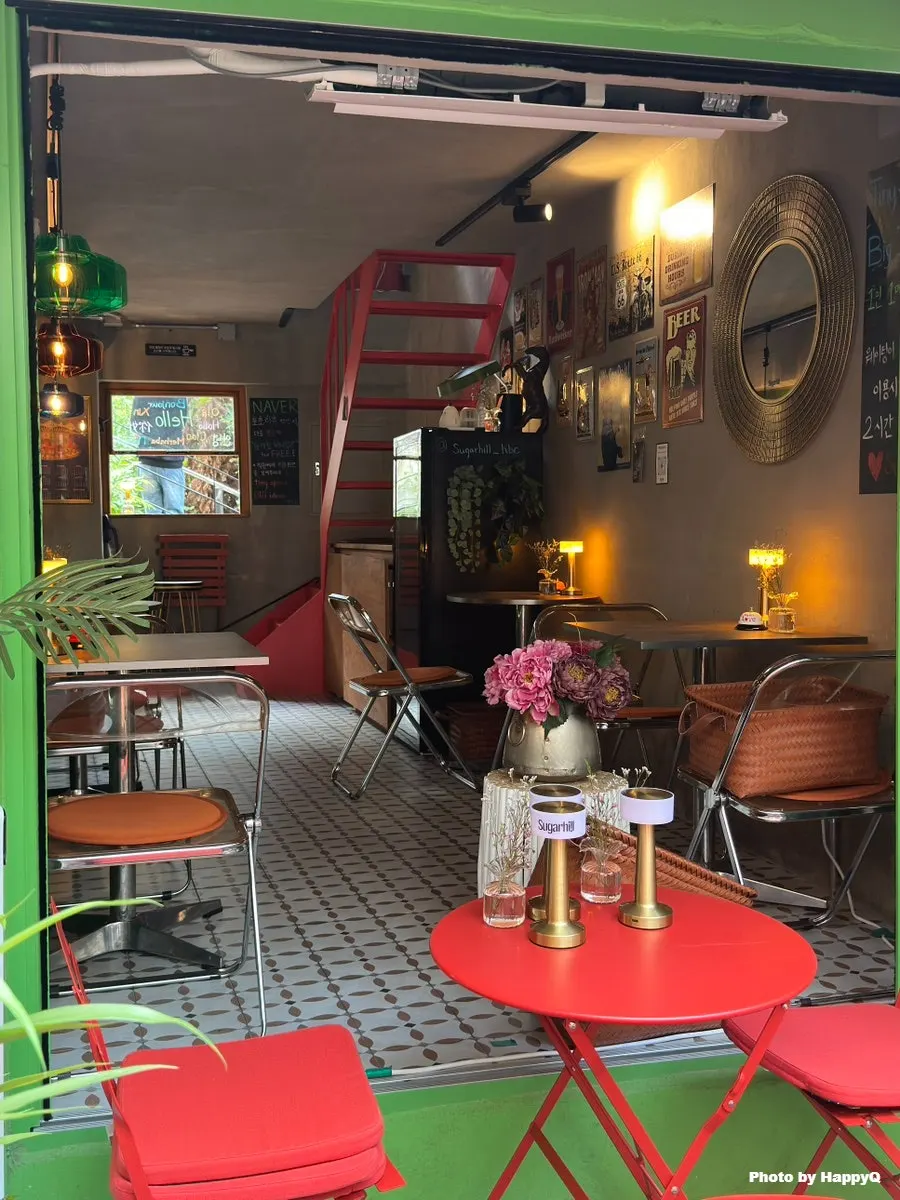 Interior decor and lighting inside Sugar Hill