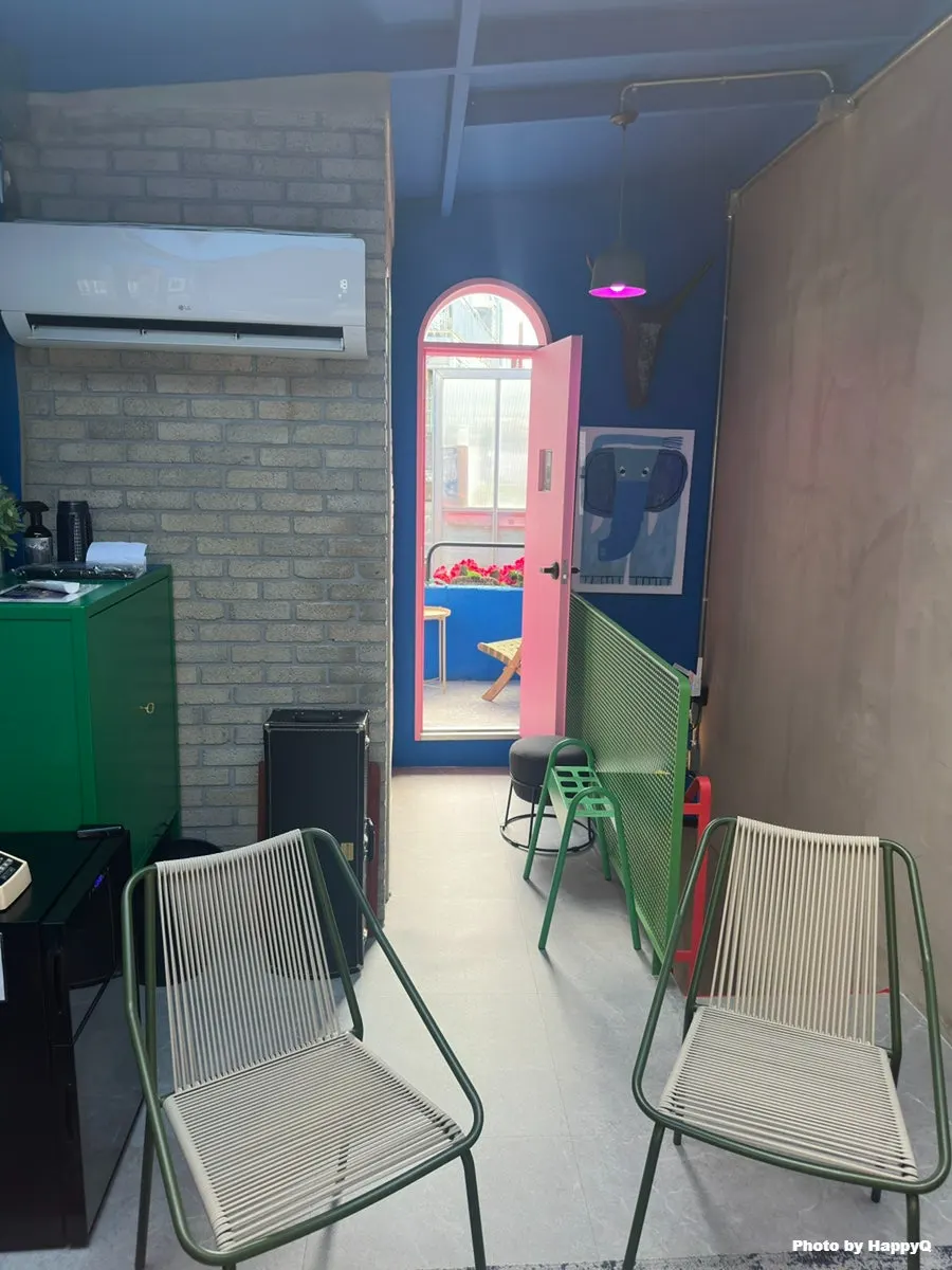 Terrace space at Sugar Hill beyond the pink door