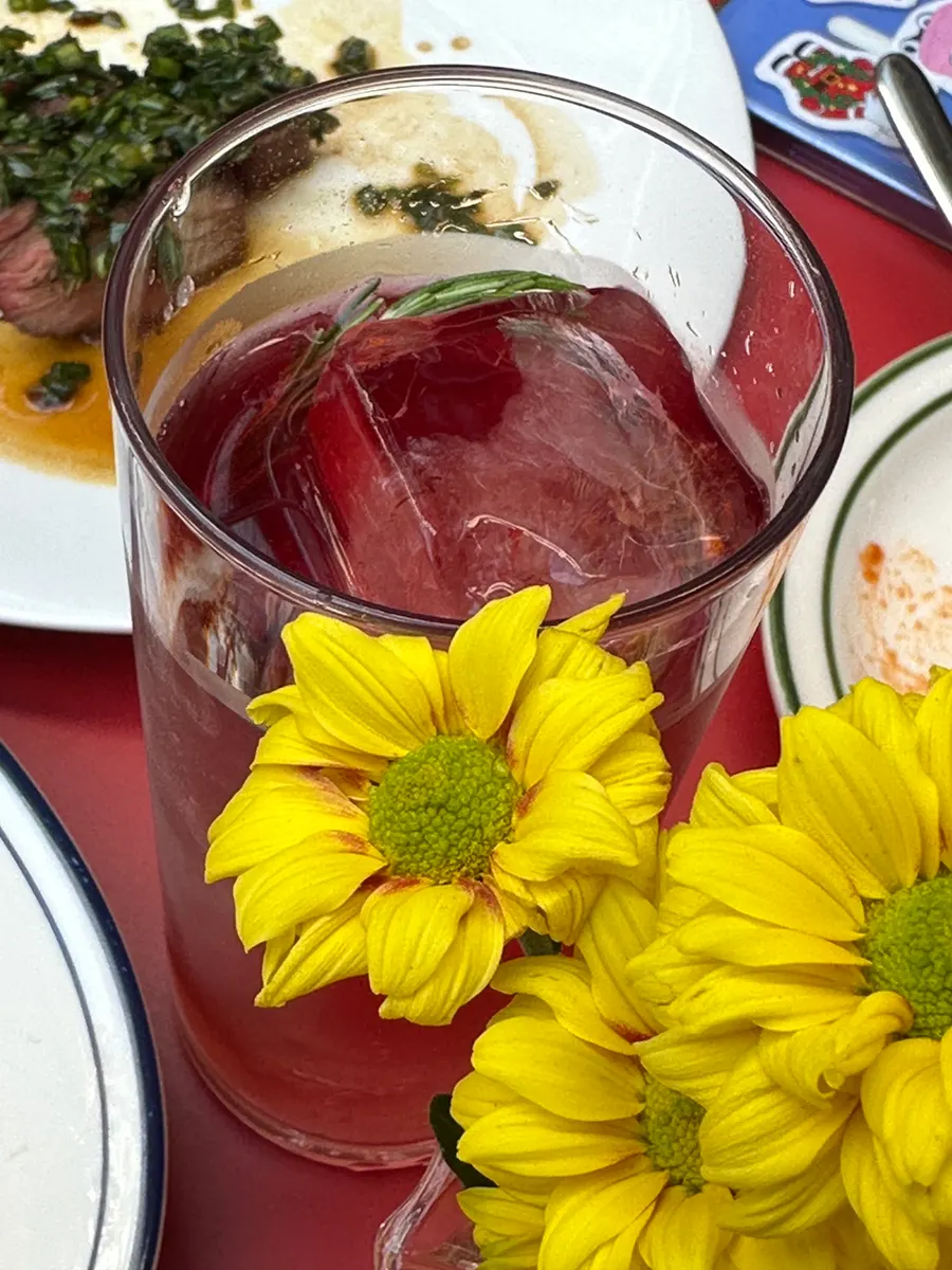 The Obok cocktail on a terrace table