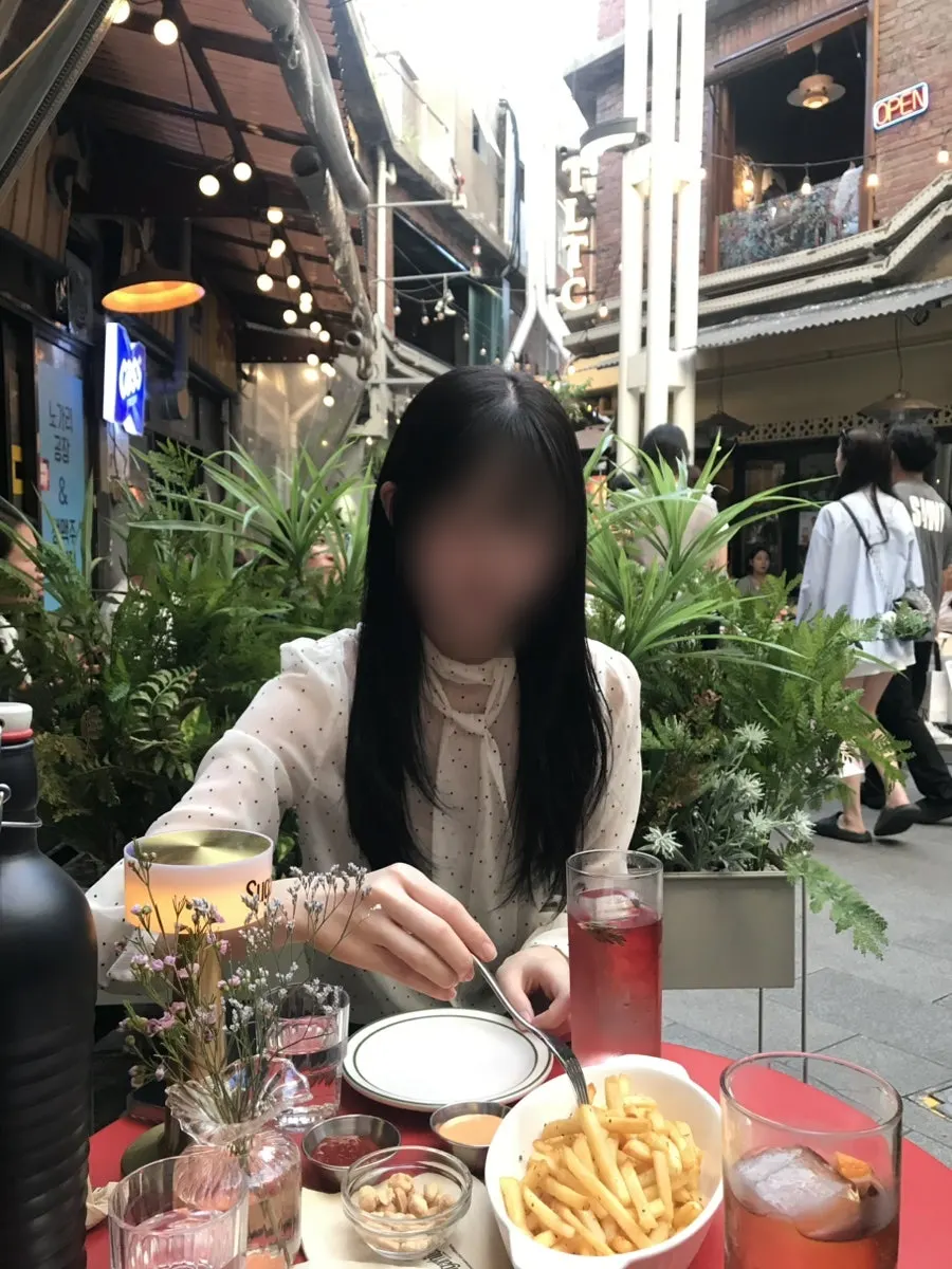 저녁 무렵 슈가힐 야외석에서 본 신흥시장