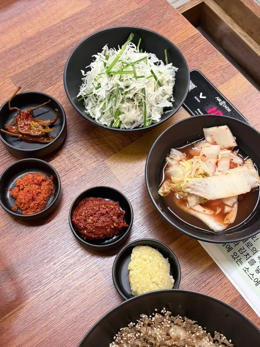 Bowls of dak hanmari sauce ingredients