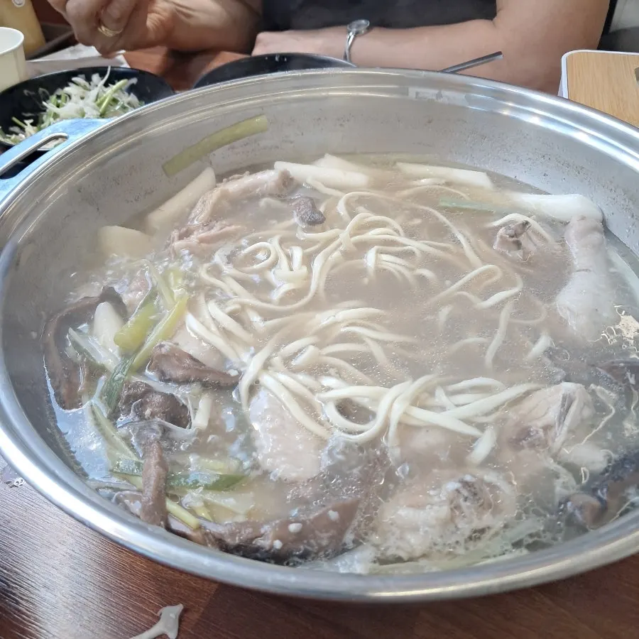 3-person samgyetang portion with three chicken legs