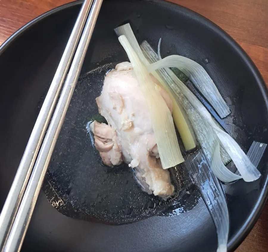 Plump chicken meat from the neungi samgyetang