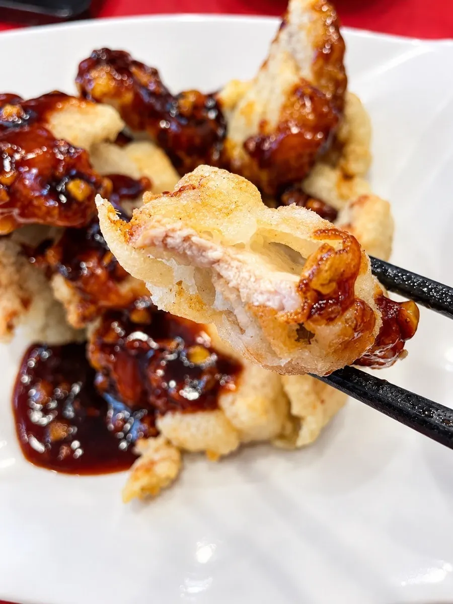 Garlic tenderloin tangsuyuk with sweet sauce