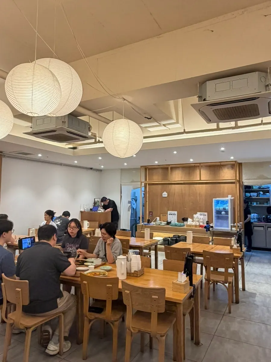 Clean, comfortable restaurant interior
