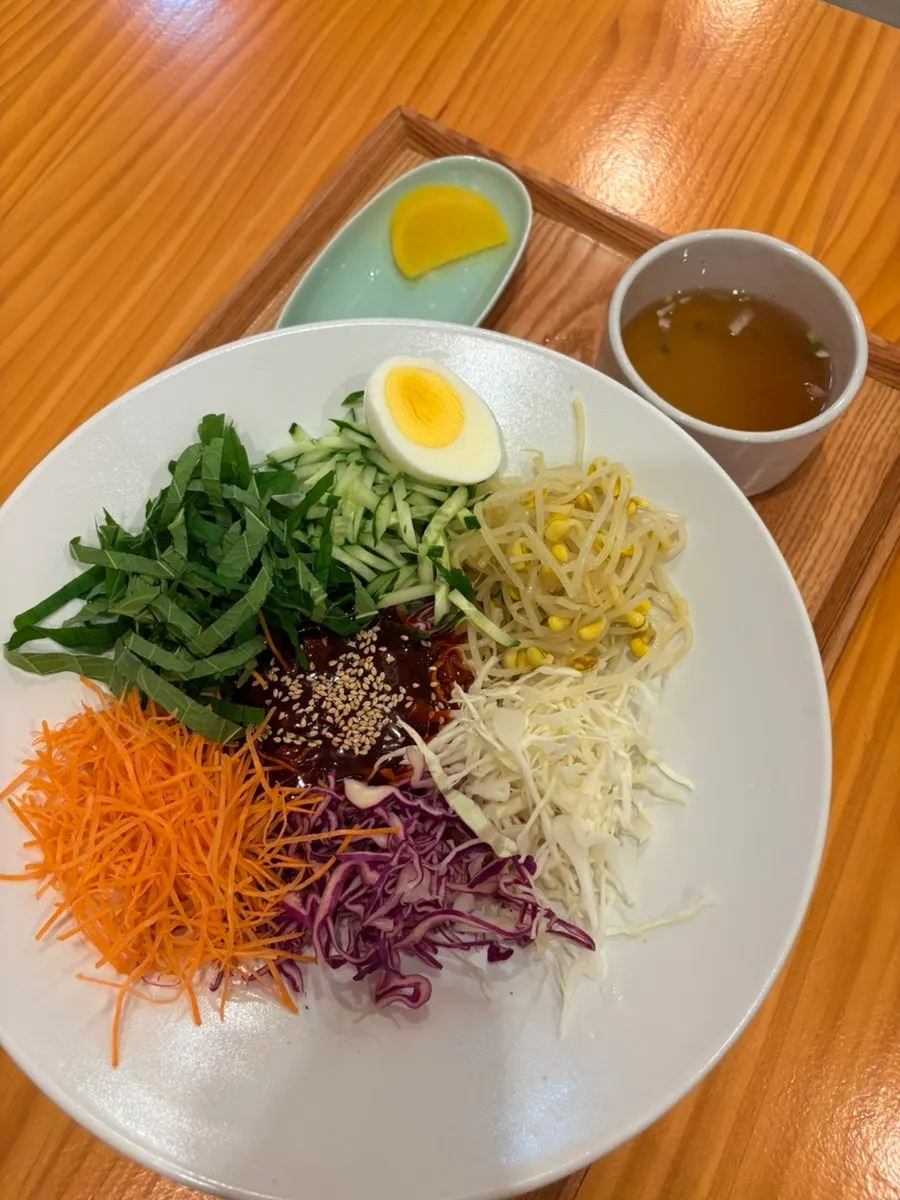 Chilseong bibim jjolmyeon