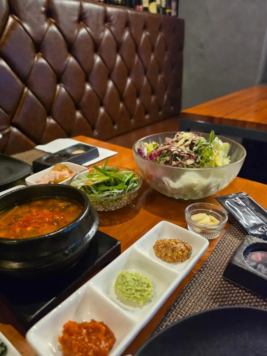 Plate of aged hanwoo special tenderloin, 150g