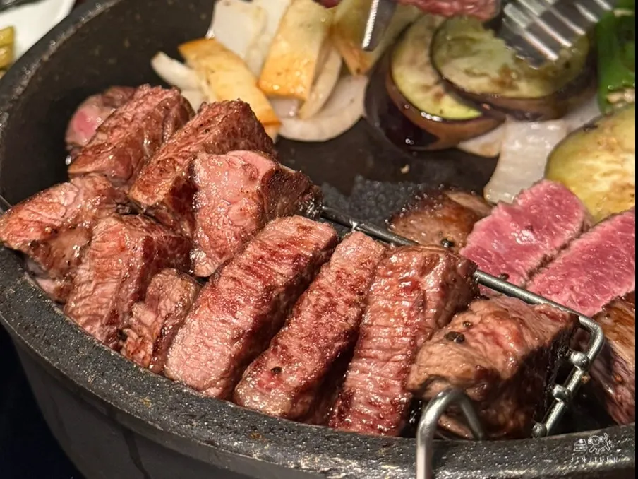 기본으로 나온 된장찌개