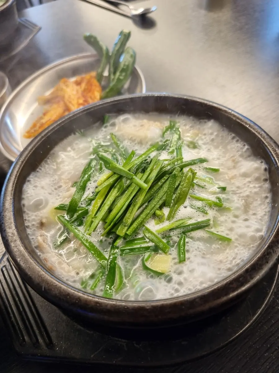 수미네국밥 매장 외부 모습