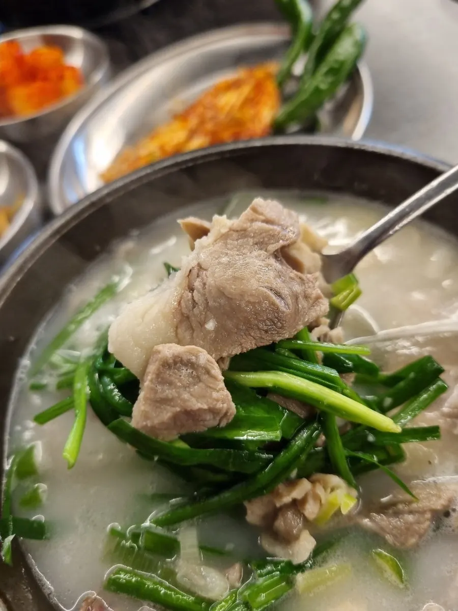 모현동 수미네국밥 입구 전경