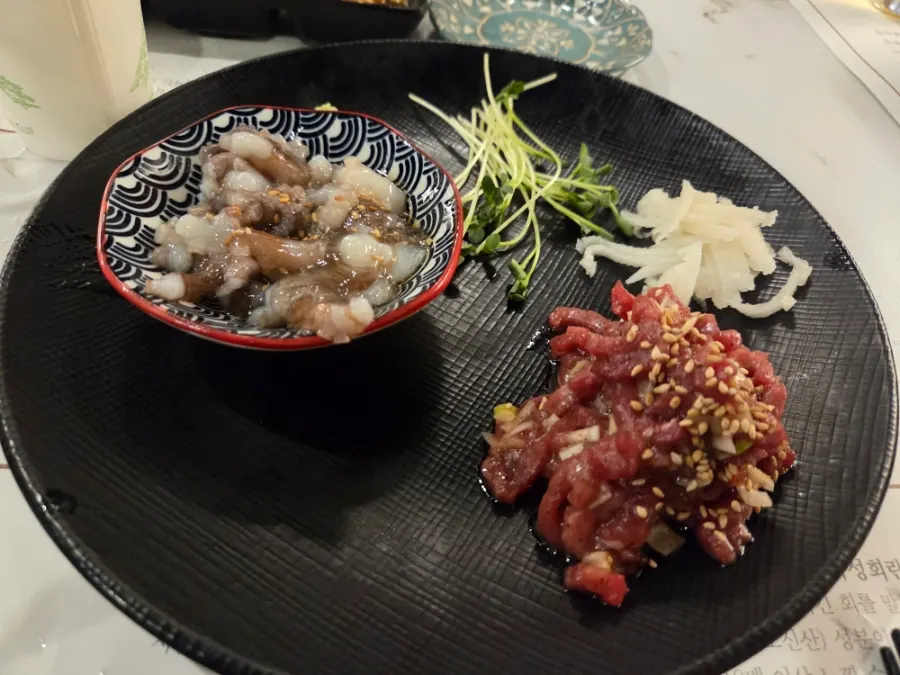 Haeseon chopped live octopus and beef tartare