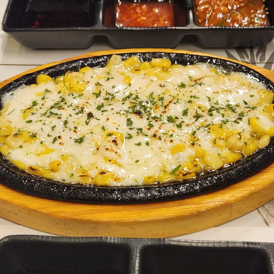 Warm corn cheese side dish