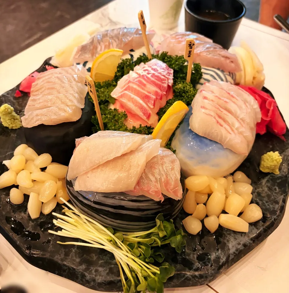 Sea-scented sea squirt appetizer