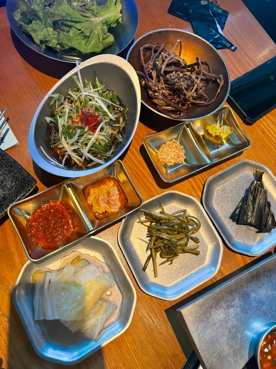 View of the Jeju Monteurak Sunae Branch hall with group seating