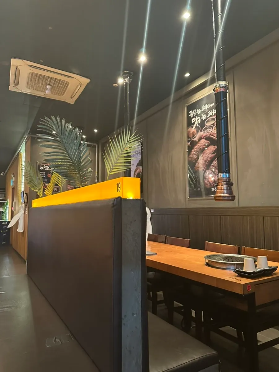 Interior of Jeju Monteurak Bundang Sunae Branch