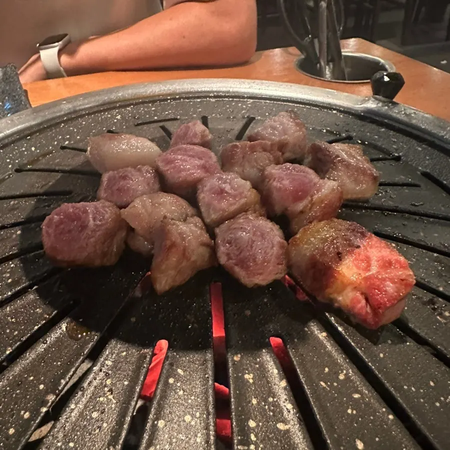 Thick-cut Jeju black pork mokssal