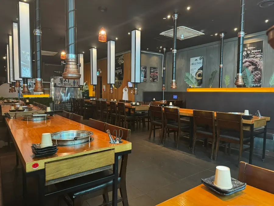 Korean BBQ restaurant with building parking