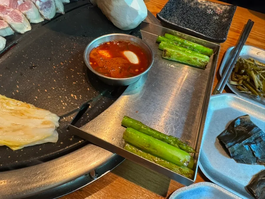 Savory Jeju black pork o-gyeopsal