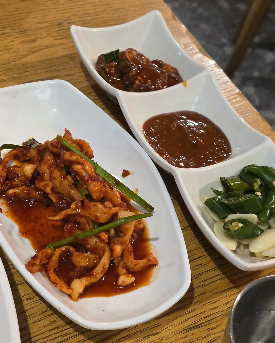 굴이 살아있는 어리굴젓