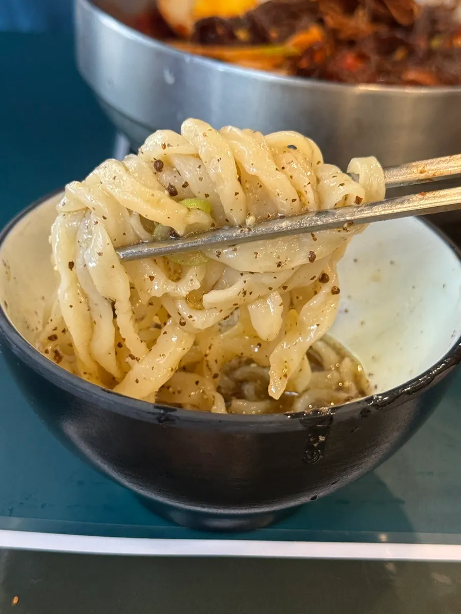 Perilla oil sauce served alongside the kalguksu