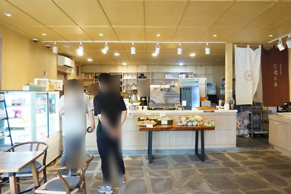 Order counter at Hwayangyeonhwa