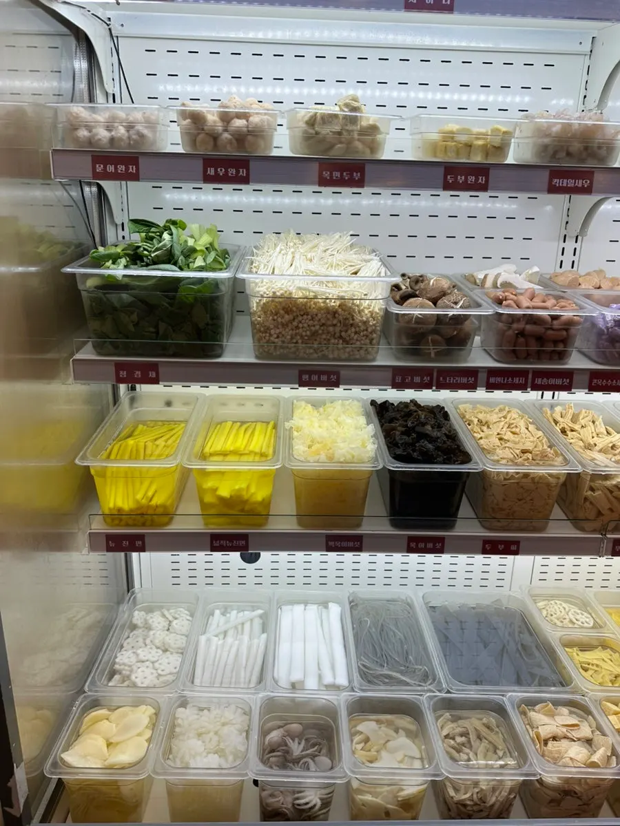Ingredient corner for picking your own malatang ingredients