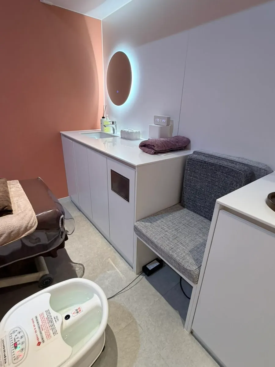 Treatment bed set up at Terra