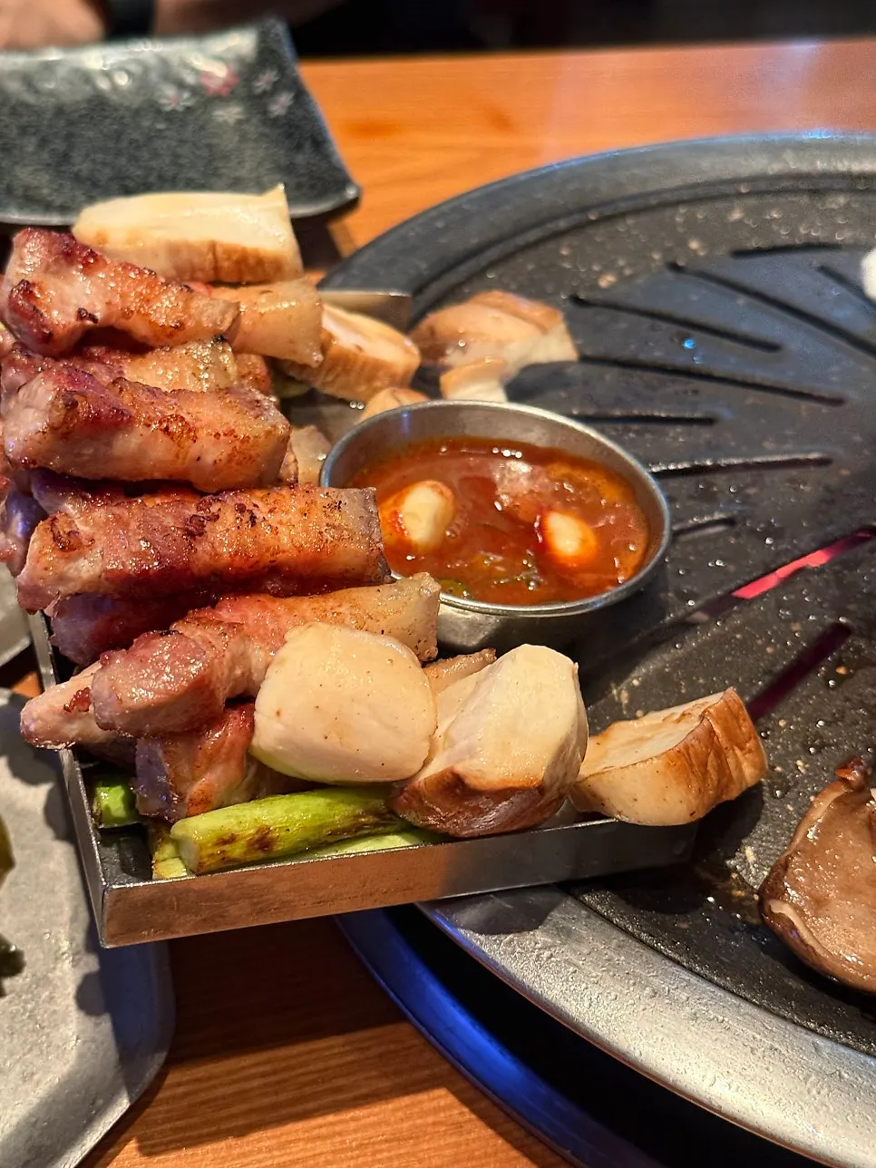 Grill with asparagus and king oyster mushrooms also cooked