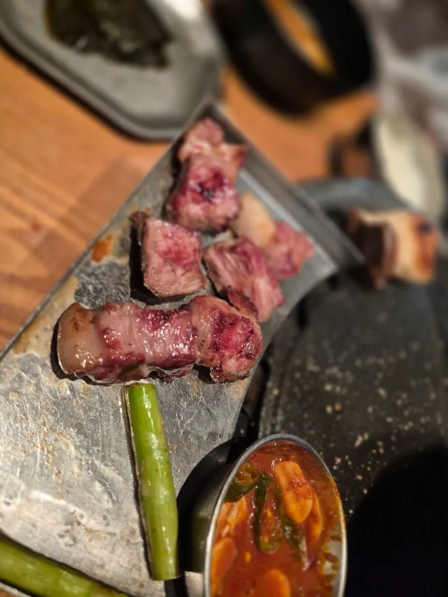 잘라 놓은 제주 목살 클로즈업