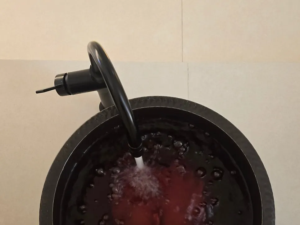 Foot bath area used after changing