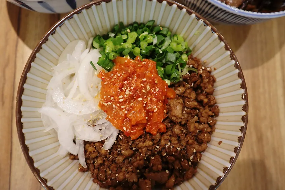 Seodaemun rice bowl restaurant: 36-hour butadon at Sunhui Dining