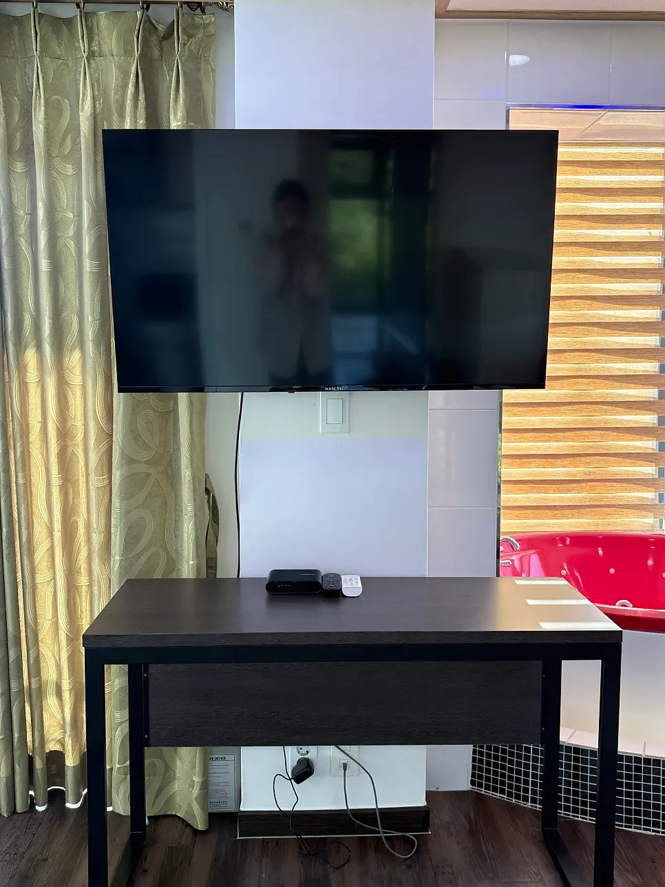 OTT 이용 가능한 객실 스마트 TV