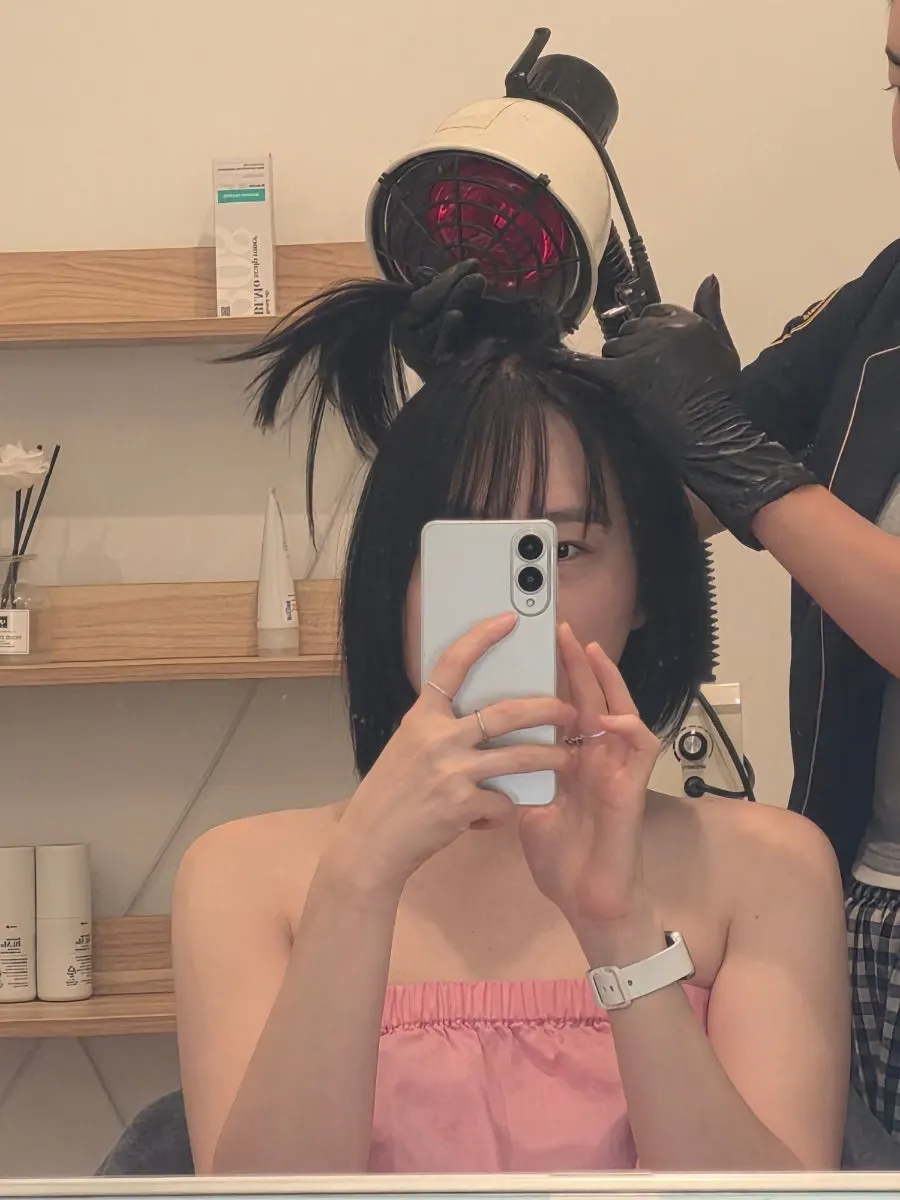 관리 전 가운으로 갈아입고 준비한 모습