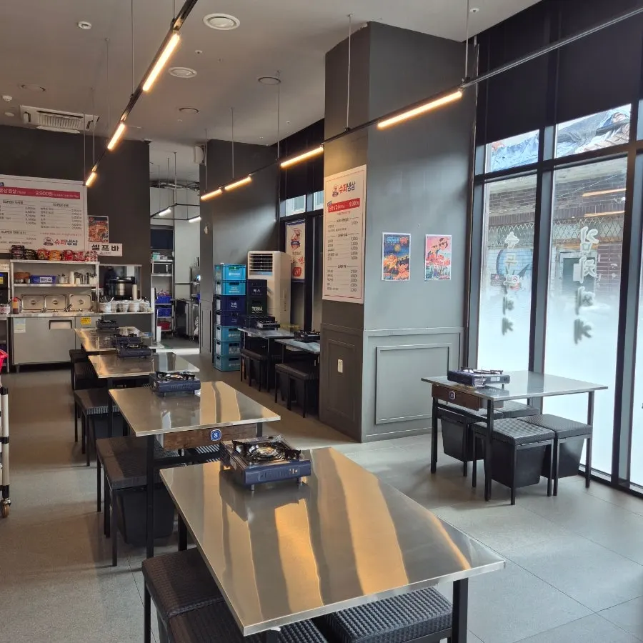 Tidy interior tables right after opening